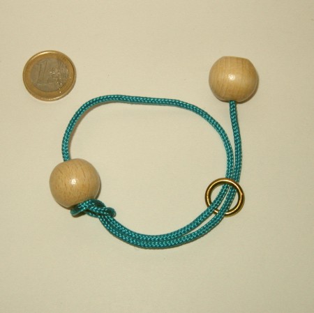 Il bracciale e l'anello